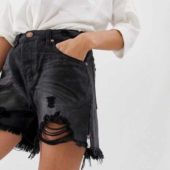 One Teaspoon Pants - (SOLD) One Teaspoon Legend Shorts, Black
